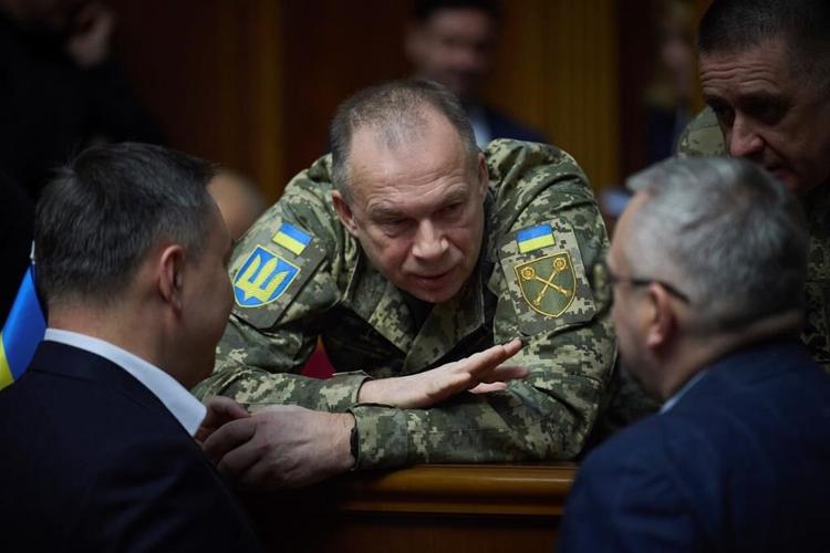 Moscow says Ukraine fired 6 US-made longer-range missiles into Russia