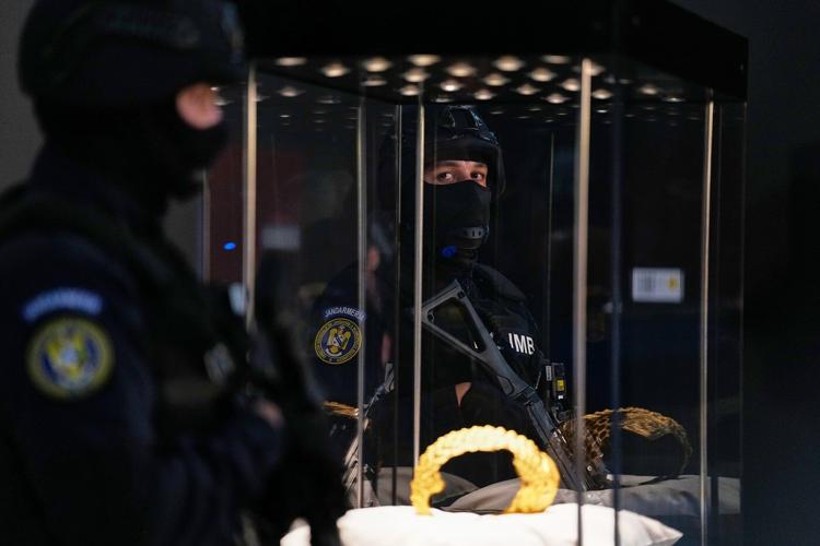 Priceless 2,500-year-old golden helmet returned to Romania after Dutch museum raid