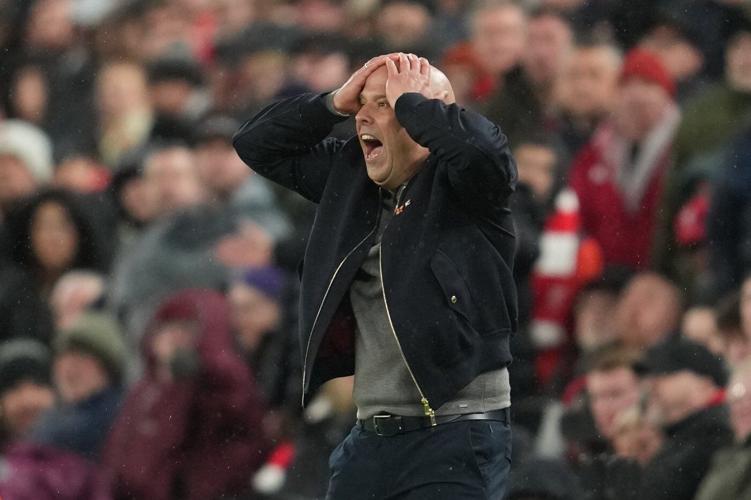 Paris Saint-Germain beats Liverpool at Anfield to reach the Champions League semifinals