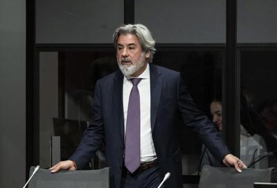 C-11 ne régira pas le contenu généré par les utilisateurs, répète Rodriguez au Sénat