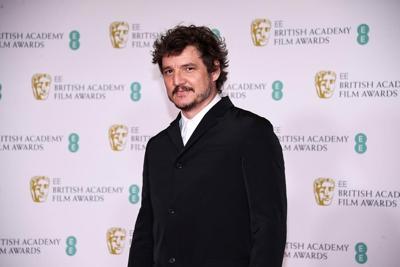'Last of Us' star, Pedro Pascal, has matching outfits with Vancouver's libraries