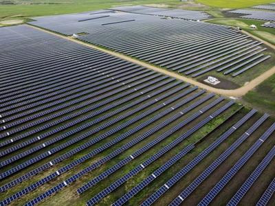 AUC says it will still process applications during renewables moratorium