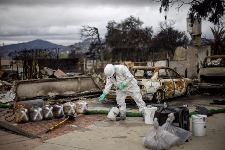 PHOTO COLLECTION: California Wildfires Aftermath