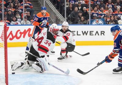 'Incredible' Allen makes 31 saves to help Devils blank Oilers 3-0