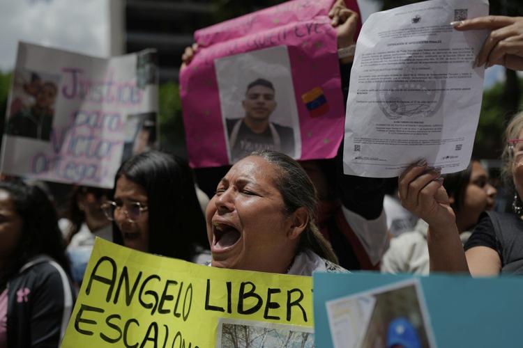 Declassified intelligence memo contradicts Trump's claims linking gang to Venezuelan government