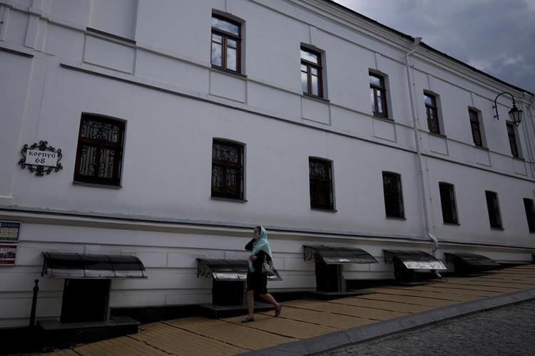 Ukraine searches monastic complex, prompts anger in Moscow