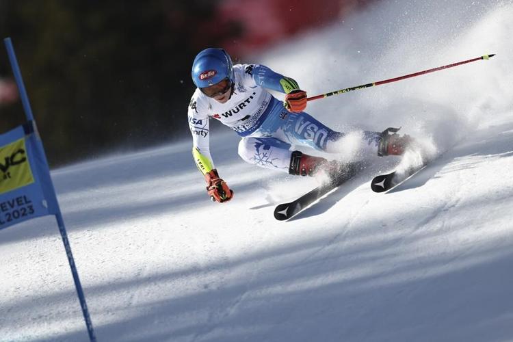 American skier Shiffrin leads 1st run in GS at worlds