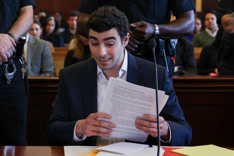 A bag, a hoagie and a long wait for a ruling: What we learned at Luigi Mangione’s pretrial hearing