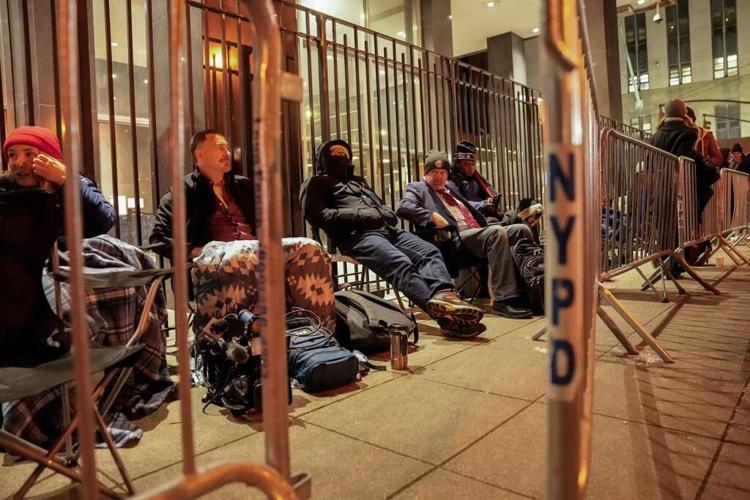 Live updates: Donald Trump set for historic arraignment