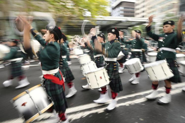 Australians and New Zealanders commemorate war dead on Anzac Day