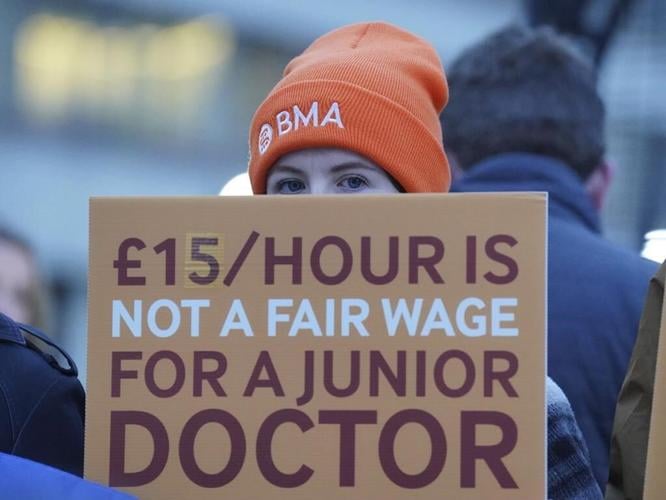 Striking doctors in England at loggerheads with hospitals over calls to return to work