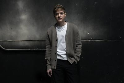 Mae Martin to host Junos and celebrate Canada's 'bastion of sanity' amid U.S. tensions