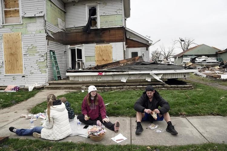 Meteorologists say this year's warm winter provided key ingredient for Midwest killer tornadoes