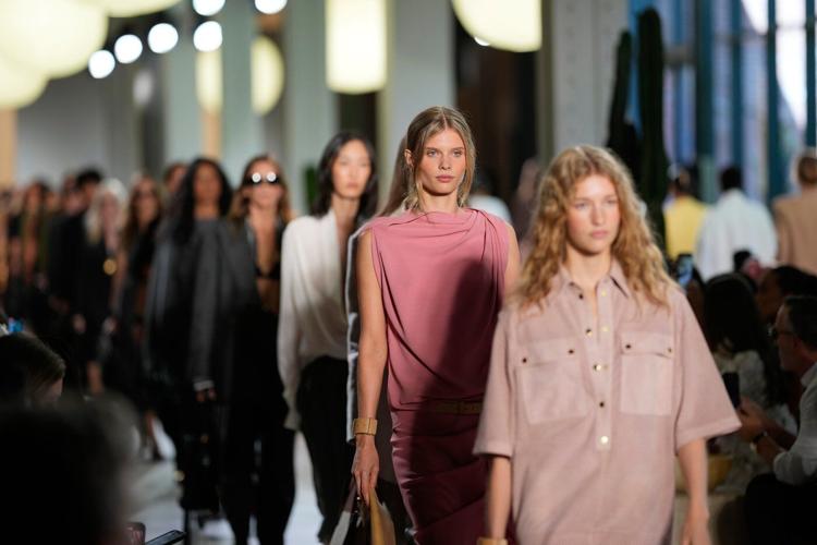 Michael Kors' style and wearability attract starry crowd at his New York Fashion Week show