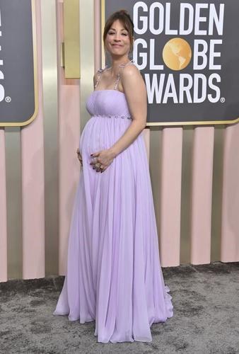 Kaley Cuoco has 1st child, a daughter, with Tom Pelphrey