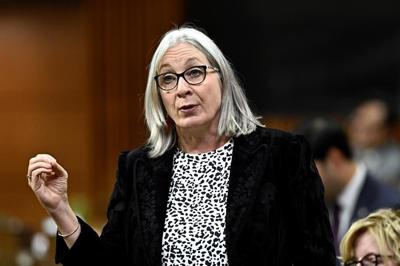 La ministre Hajdu a déposé un projet de loi sur l'eau potable des Premières Nations
