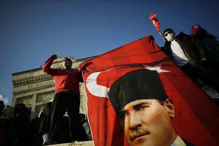 PHOTO COLLECTION: Turkey Istanbul Mayor