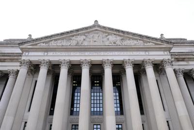 At least 80 calls to ɫtv Archives since 2010 about mishandling classified information