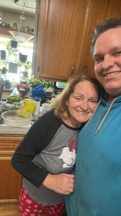'Directly above her': Saskatchewan man recalls fight with moose to save mother