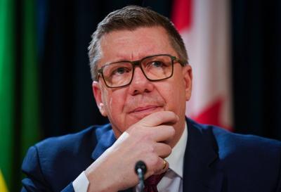 Saskatchewan to run postcard survey on social media ban