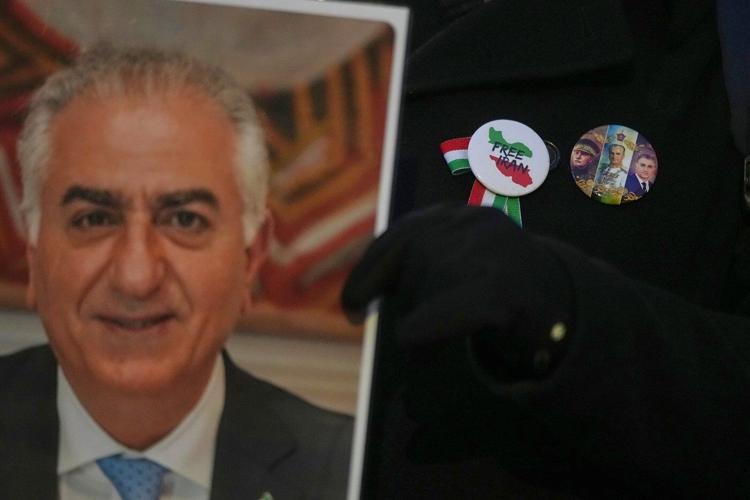 People rally around the world in support of protests in Iran, in photos