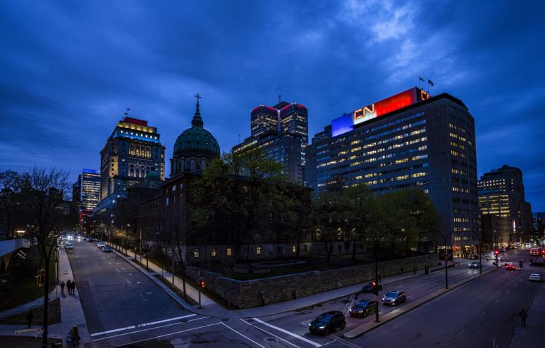Photo-Gallery-HKN-Canadiens-Lights 02