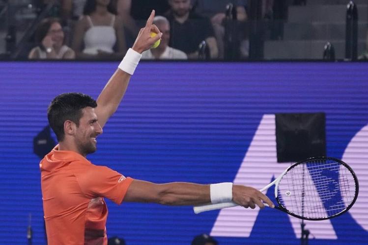 Djokovic receives warm welcome in Melbourne return
