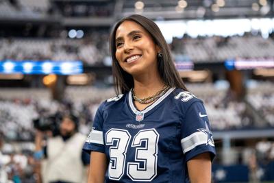 QB Diana Flores hypes flag football ahead of its 2028 LA Olympics debut, now an open book on subject