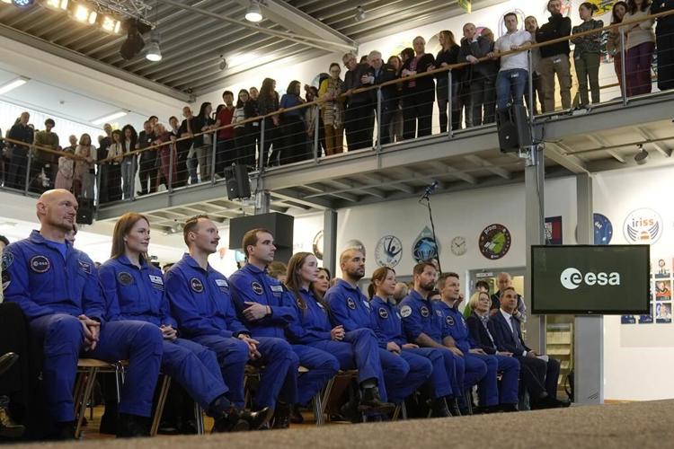 European Space Agency adds 5 new astronauts in only fourth class since 1978. Over 20,000 applied