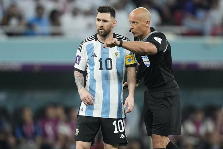 Champions League final referee keeps job after apologizing for ties to far-right leader
