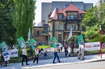 Les professeurs de droit de l'Université McGill déclenchent une grève illimitée