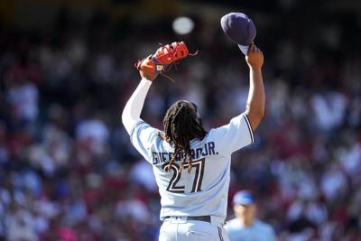 Kiermaier, Chapman both drive in 5, Jays beat Angels 12-11