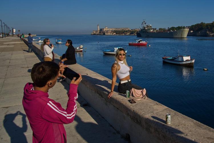 2 Mexican Navy ships laden with humanitarian aid dock in Cuba as US blockade sparks energy crisis