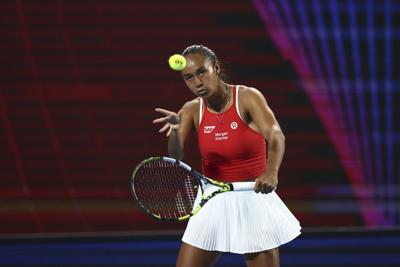 Fernandez eliminated in Adelaide Open women's doubles