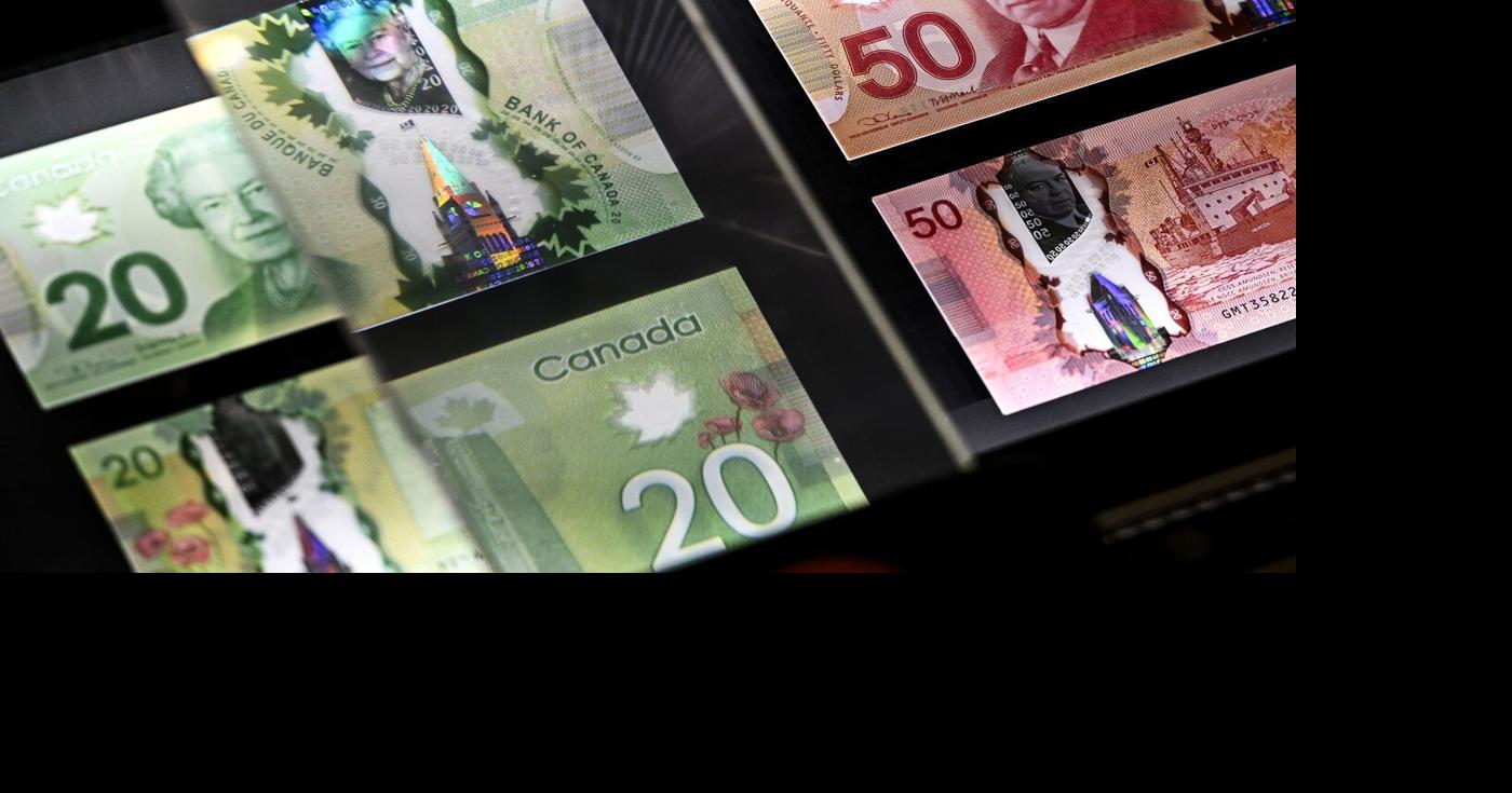 Canadians are holding more cash in their wallets, Bank of Canada finds ...
