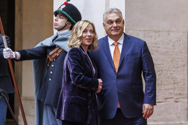 Italy's Meloni and Hungary's Orbán pledge deeper cooperation on migration and Ukraine