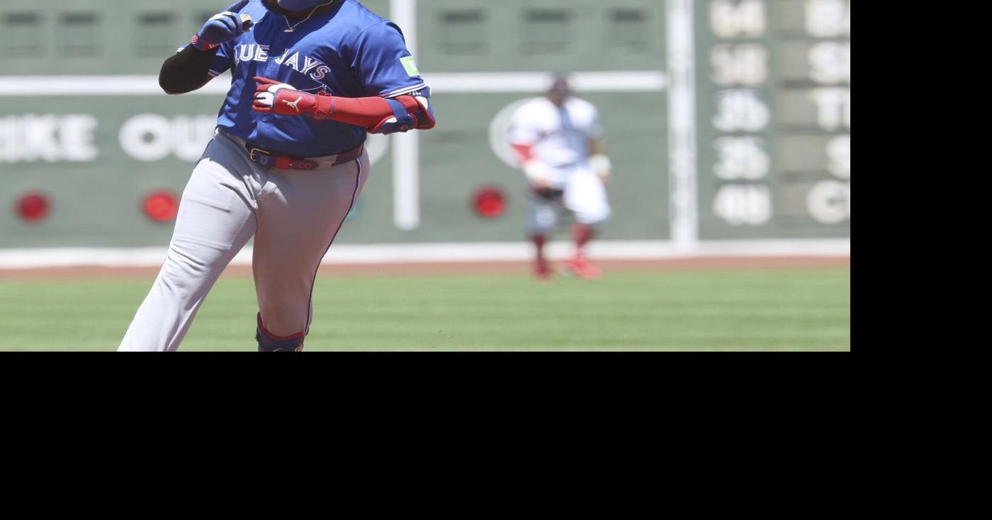 Addison Barger, Vladimir Guerrero Jr. homer on consecutive pitches as ...