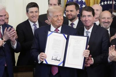 Efforts to mint ɫtv stablecoins push on as calls for rule changes grow