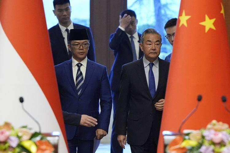 China and Indonesia agree to boost maritime security cooperation in South China Sea despite tensions