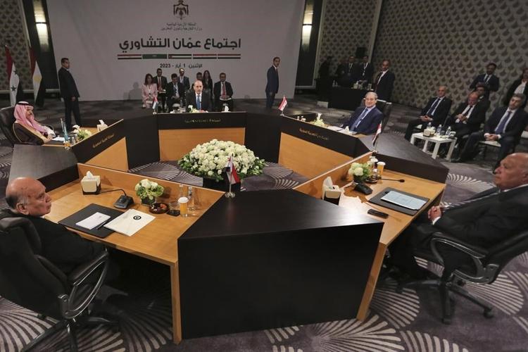 Arab ministers to meet over Syria's return to Arab league