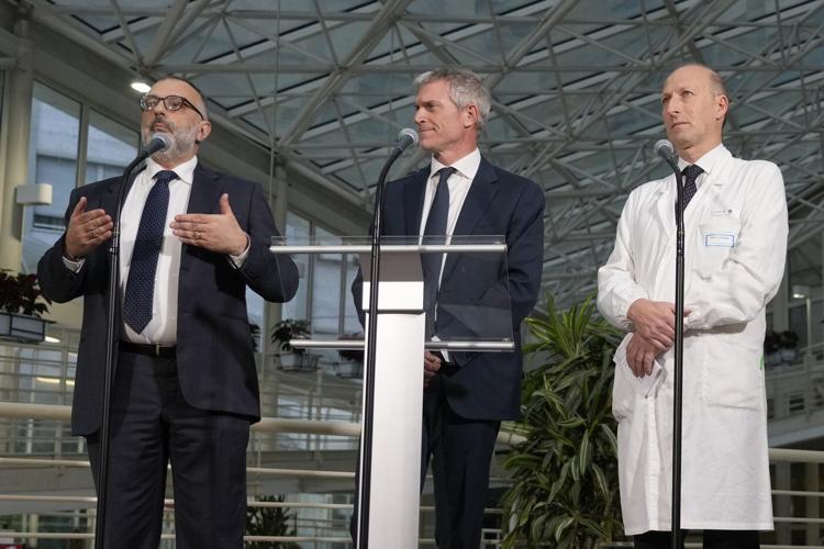 Pope making 1st public appearance before hospital discharge and return to Vatican for convalescence