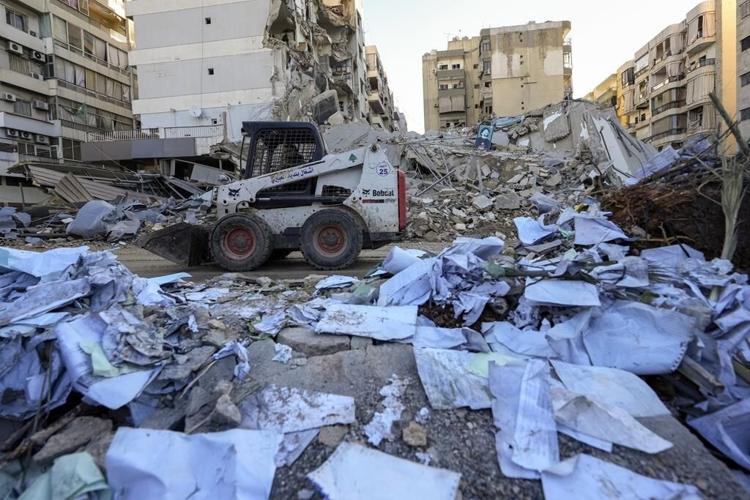 Lebanon assesses damage after wave of Israeli strikes on Hezbollah-run financial institution