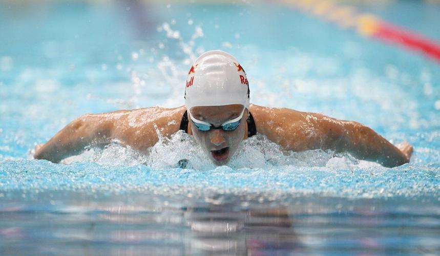Star swimmer McIntosh sets world record in 200-metre individual medley