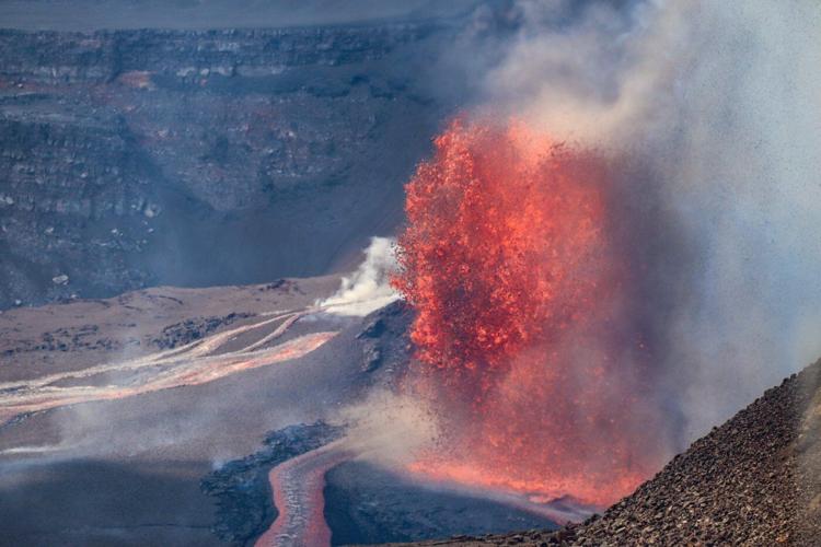 Hawaii's Kilauea volcano erupts with lava pouring out from multiple vents