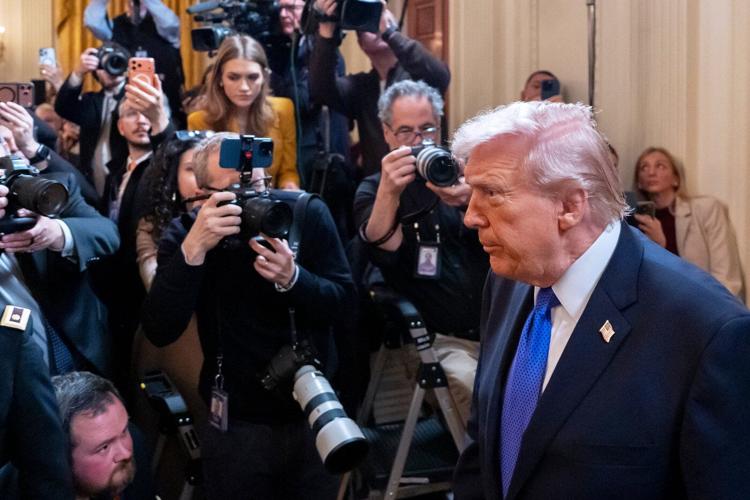 Trump takes unconventional approach to communicating to the public about its war in Iran