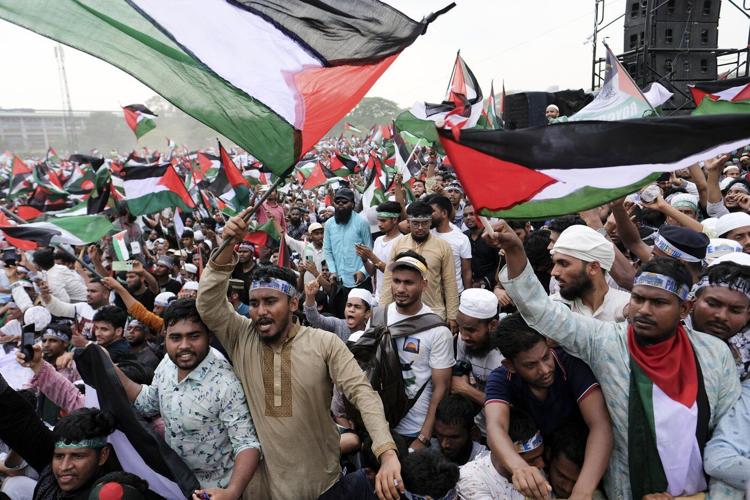 Some 100,000 rally against Israel in Bangladesh's capital