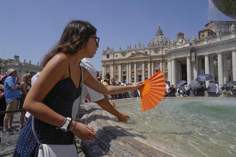 Heat wave bakes southern Europe, sparking warnings to stay inside, drink water and limit exercise