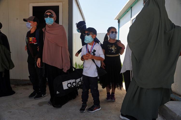Police say Australian women with alleged IS ties face charges on return from Syria
