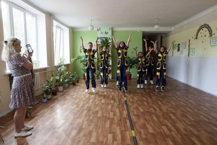 Ukrainian front-line school system goes underground to protect against bombs and radiation
