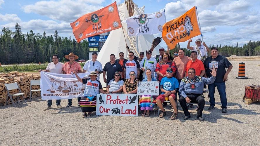 Ontario First Nation slowed down traffic on Trans-Canada Highway over mining laws